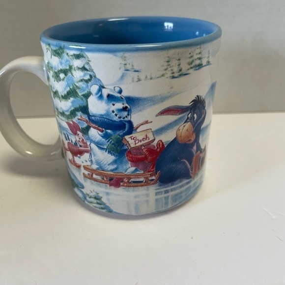 Winnie the Poohs Winter Wonderland 1996 Walt Disney Coffee Mug Cup Ice Skating - Picture 2 of 3
